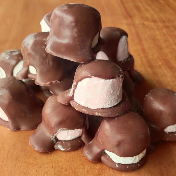 Marshmallows coated in Milk Chocolate